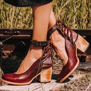 FreeBird by Steven Raeanne Heeled Ankle Strap Shoes, Size 6, Wine Color